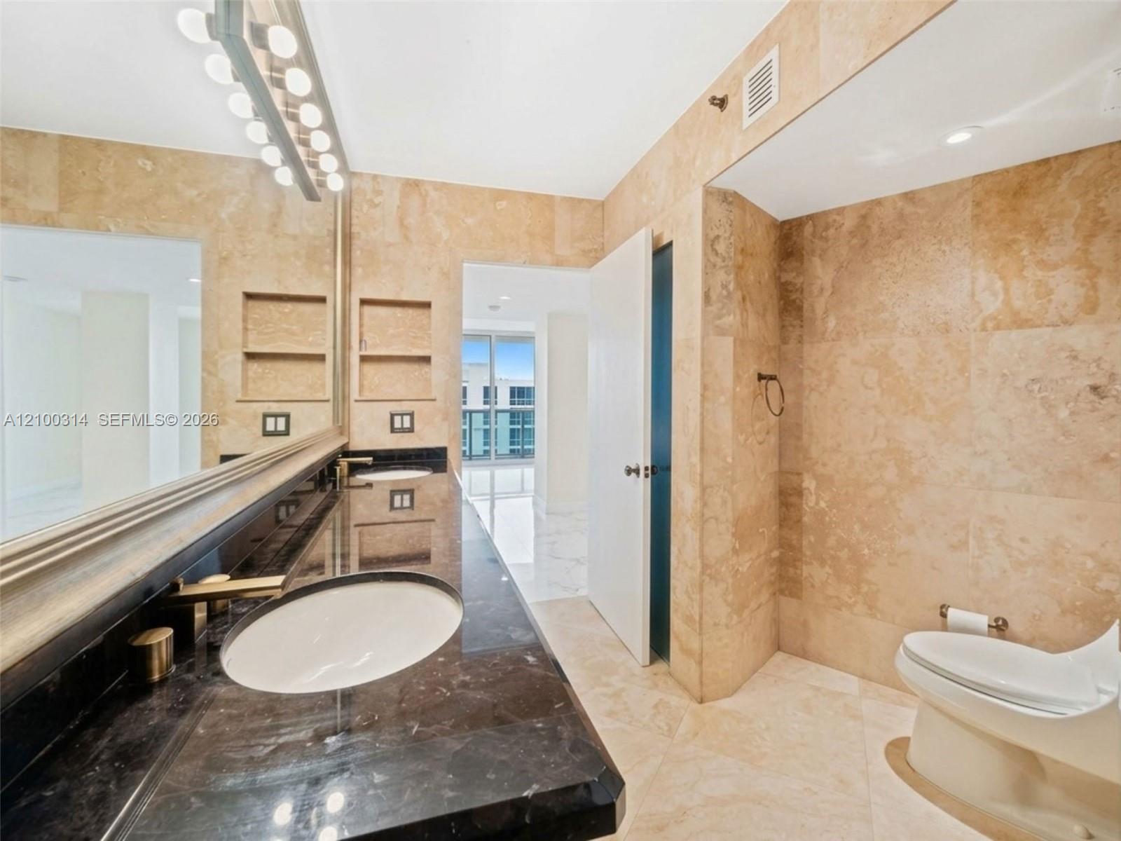 19195 NE 36 Ct Mystic Pointe Drive