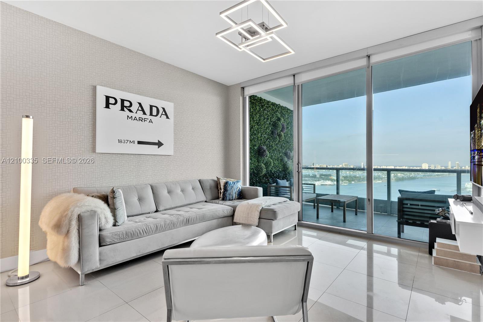 900 Biscayne Boulevard gallery image #9