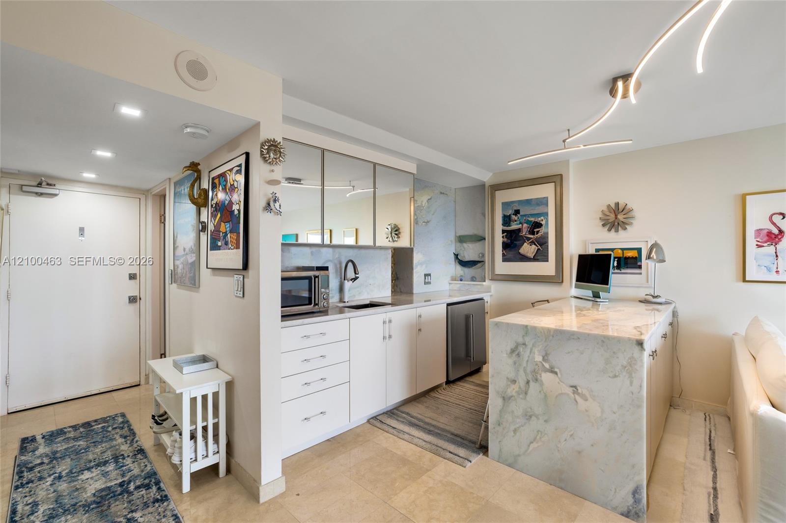 465 Ocean Drive