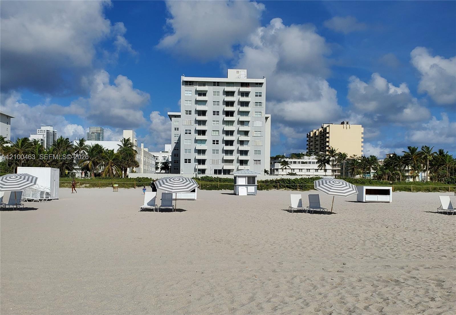 465 Ocean Drive