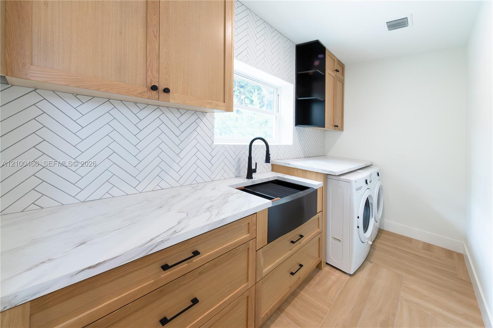 420 NE 55th Terrace