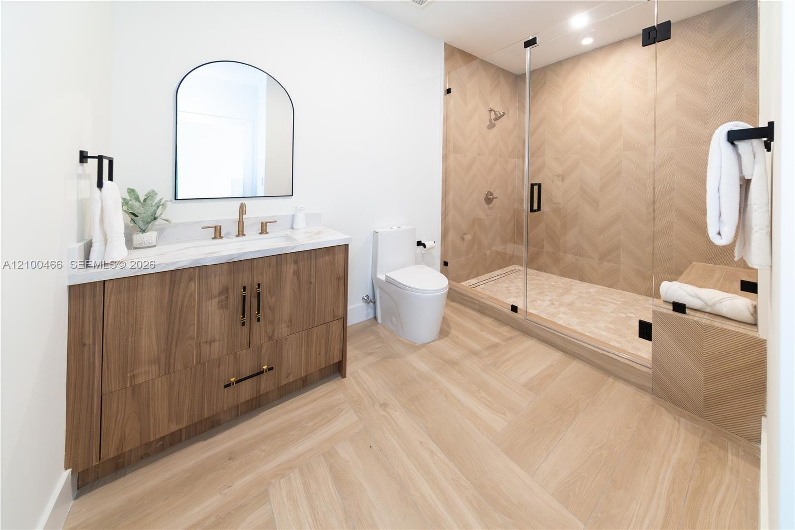 420 NE 55th Terrace