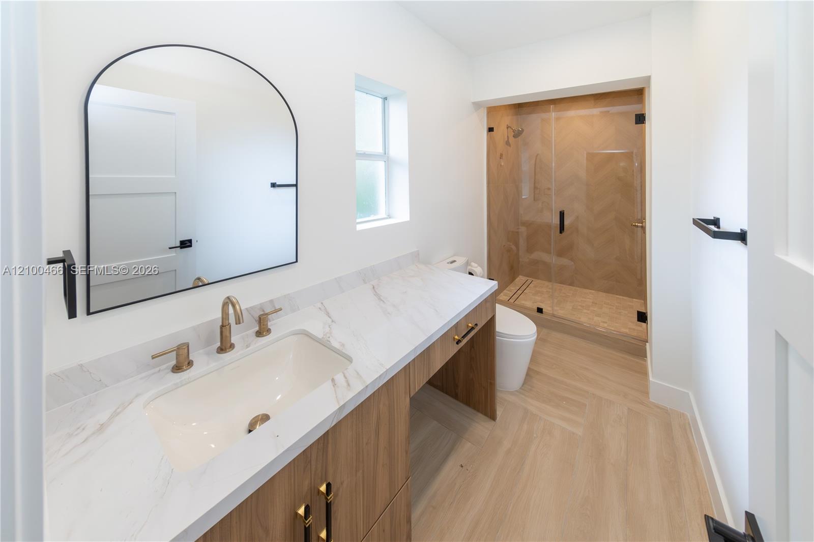 420 NE 55th Terrace