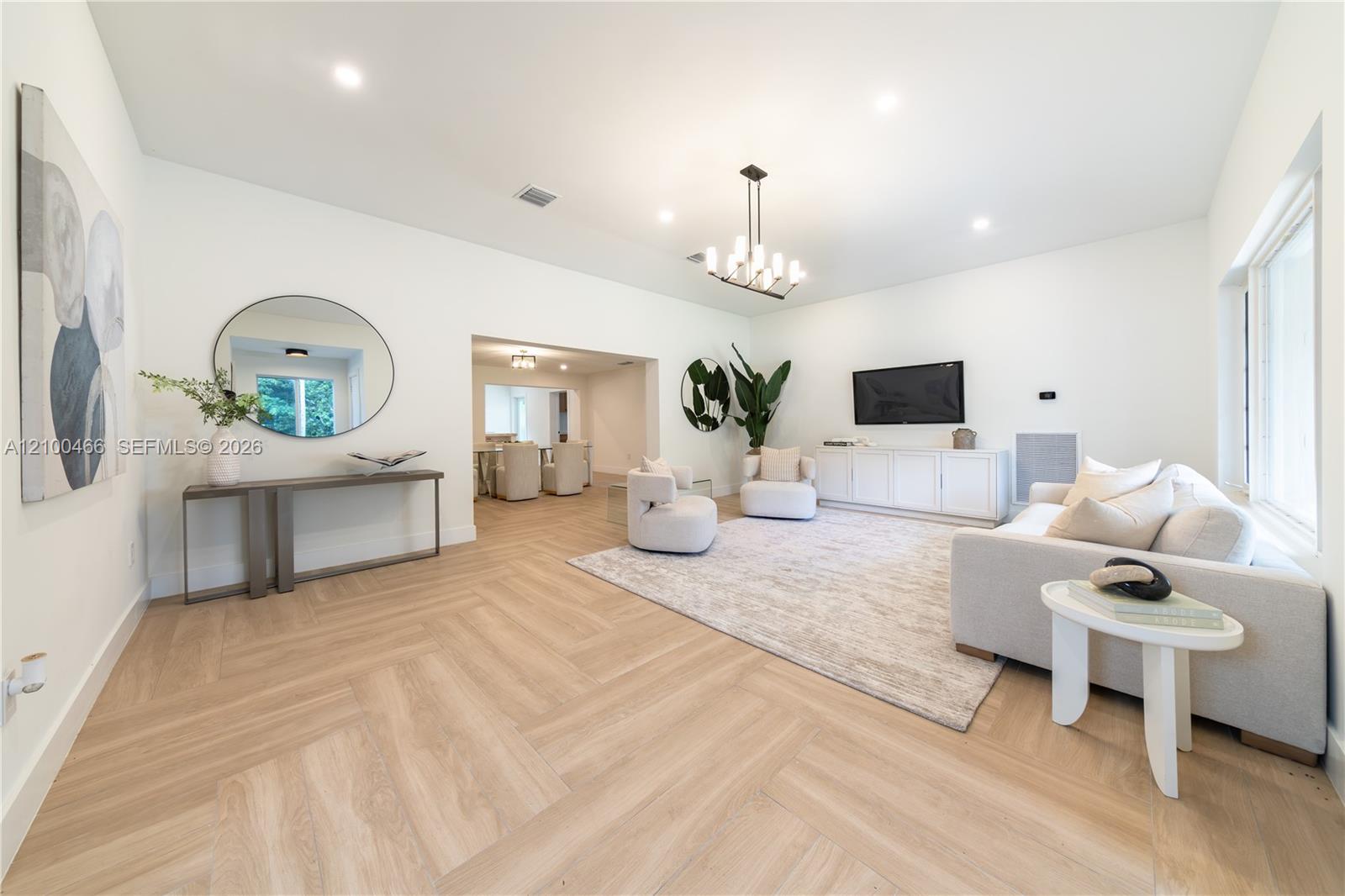 420 NE 55th Terrace