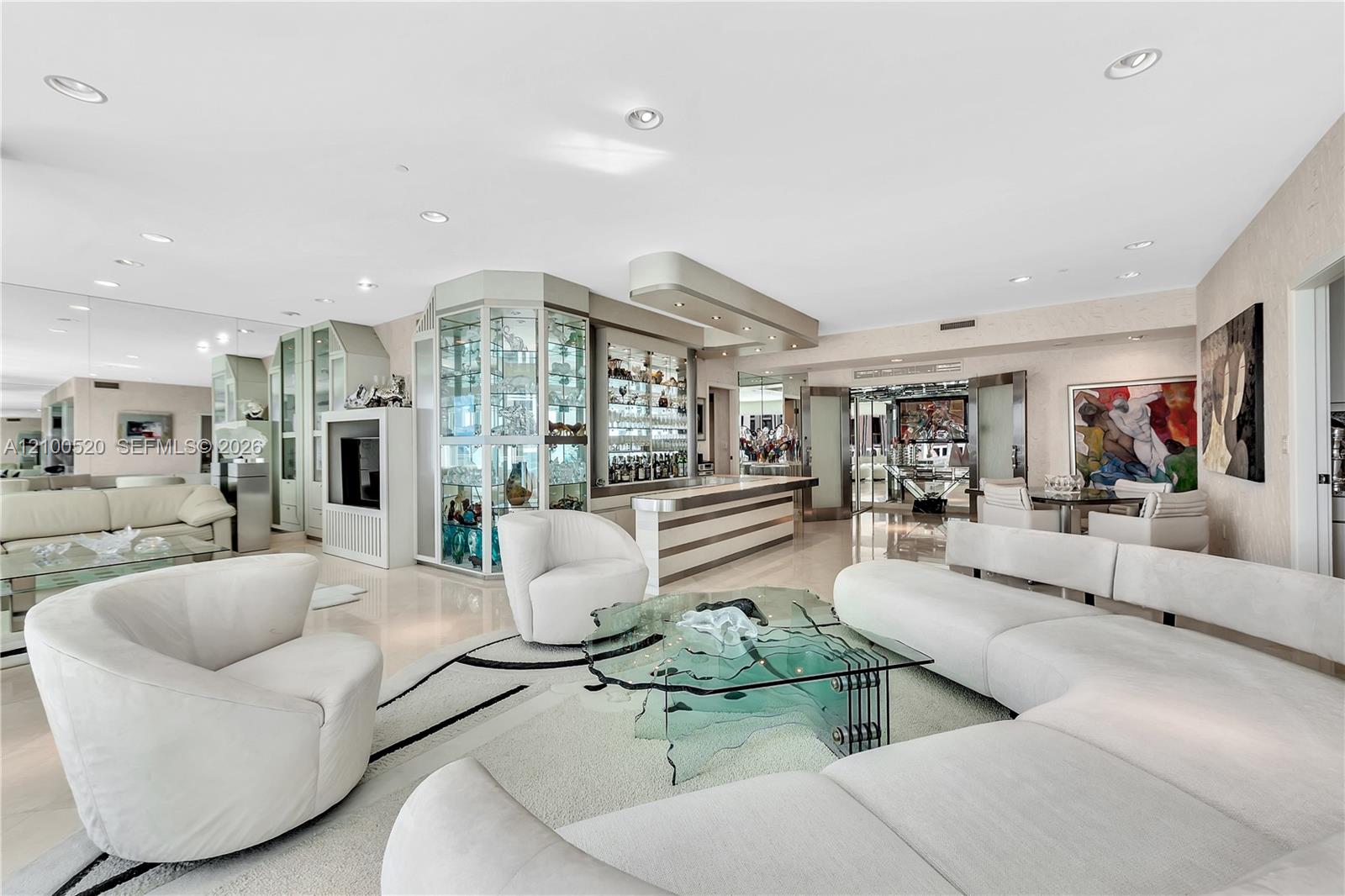 10101 Collins Avenue