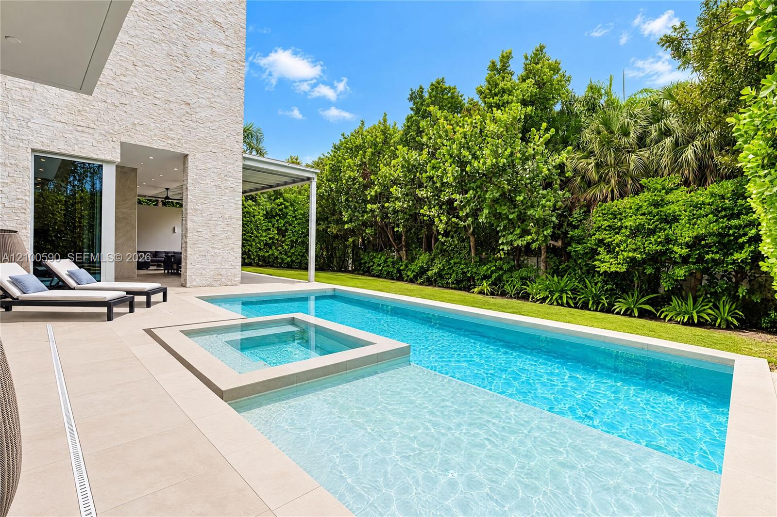110 Reef Lane