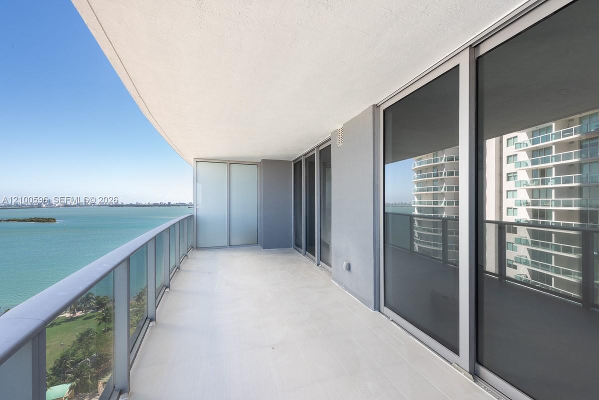 488 NE 18th Street gallery image #1