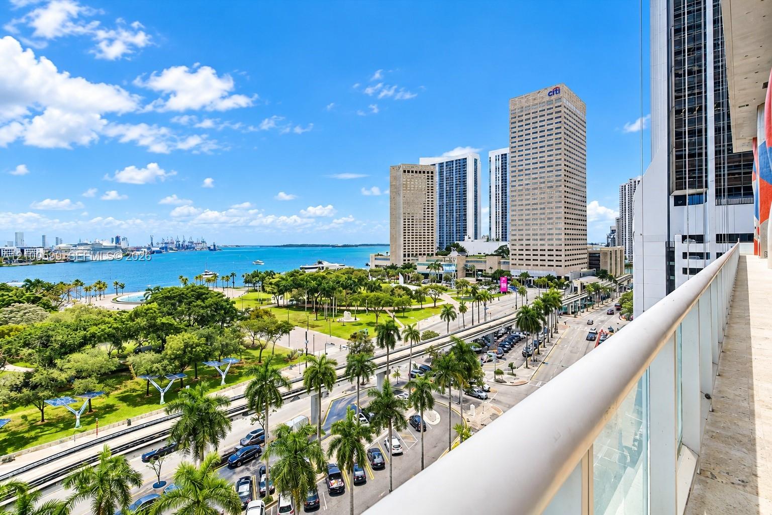 50 Biscayne Boulevard gallery image #15