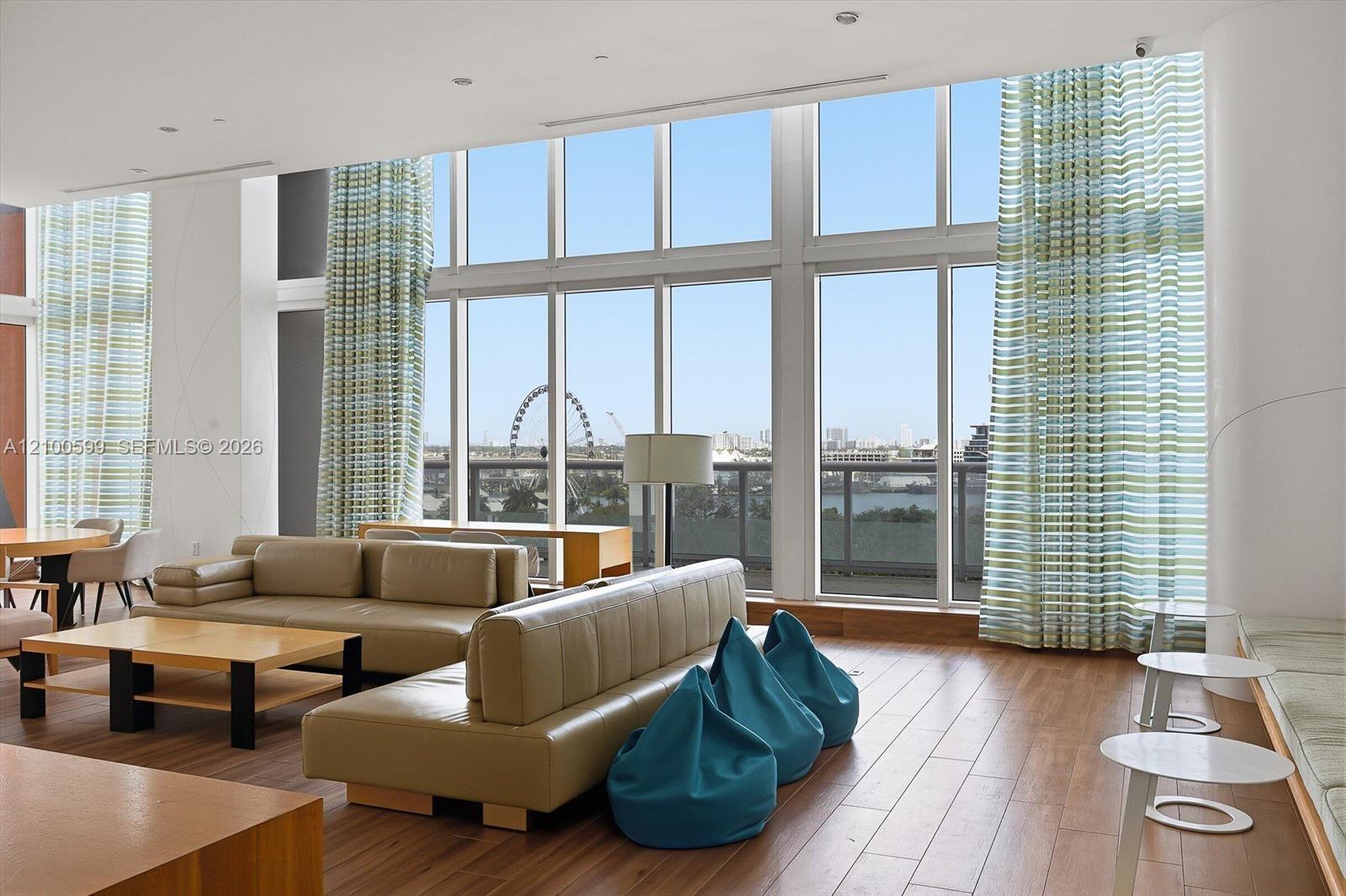 50 Biscayne Boulevard gallery image #25