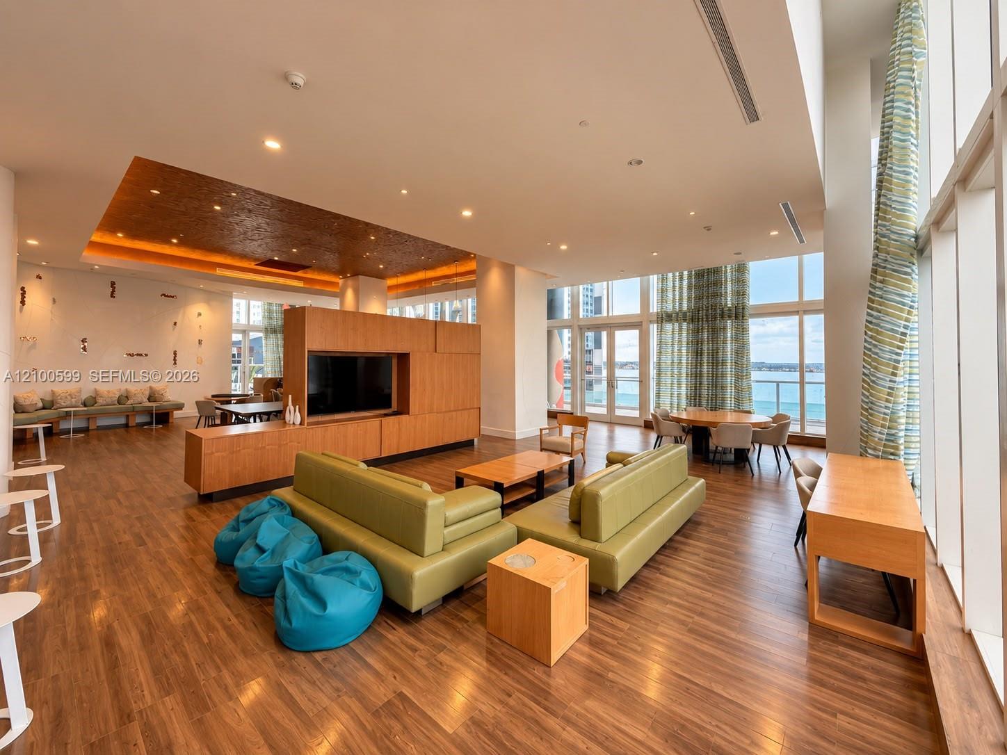 50 Biscayne Boulevard gallery image #29