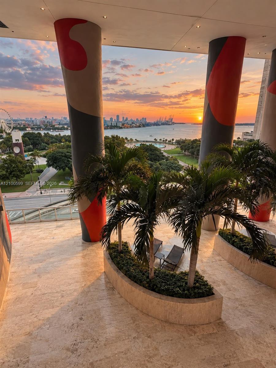 50 Biscayne Boulevard gallery image #38