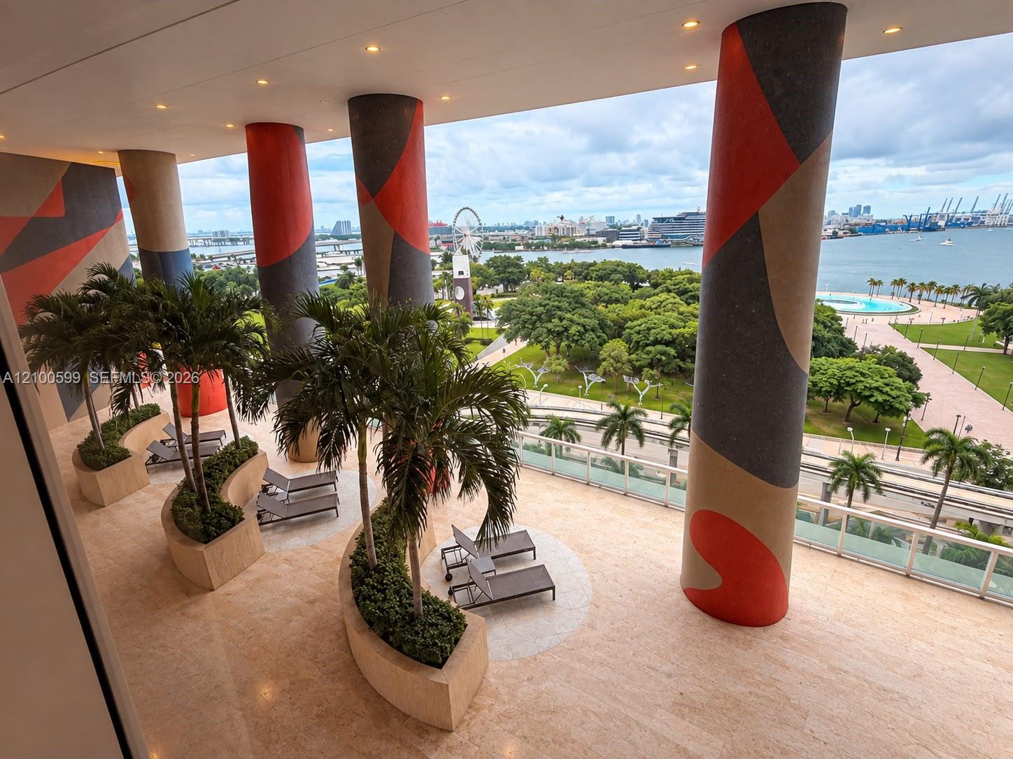 50 Biscayne Boulevard gallery image #40