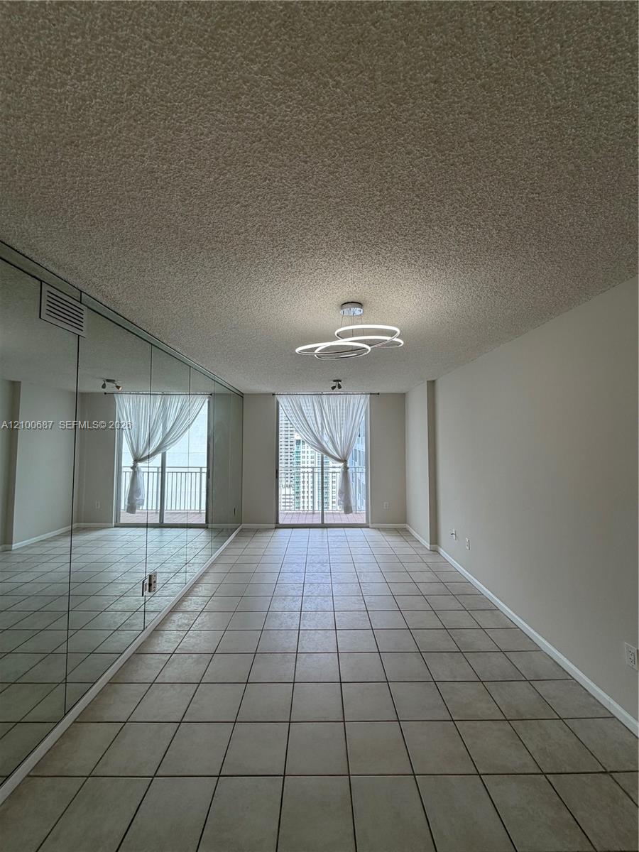 185 SE 14th Terrace