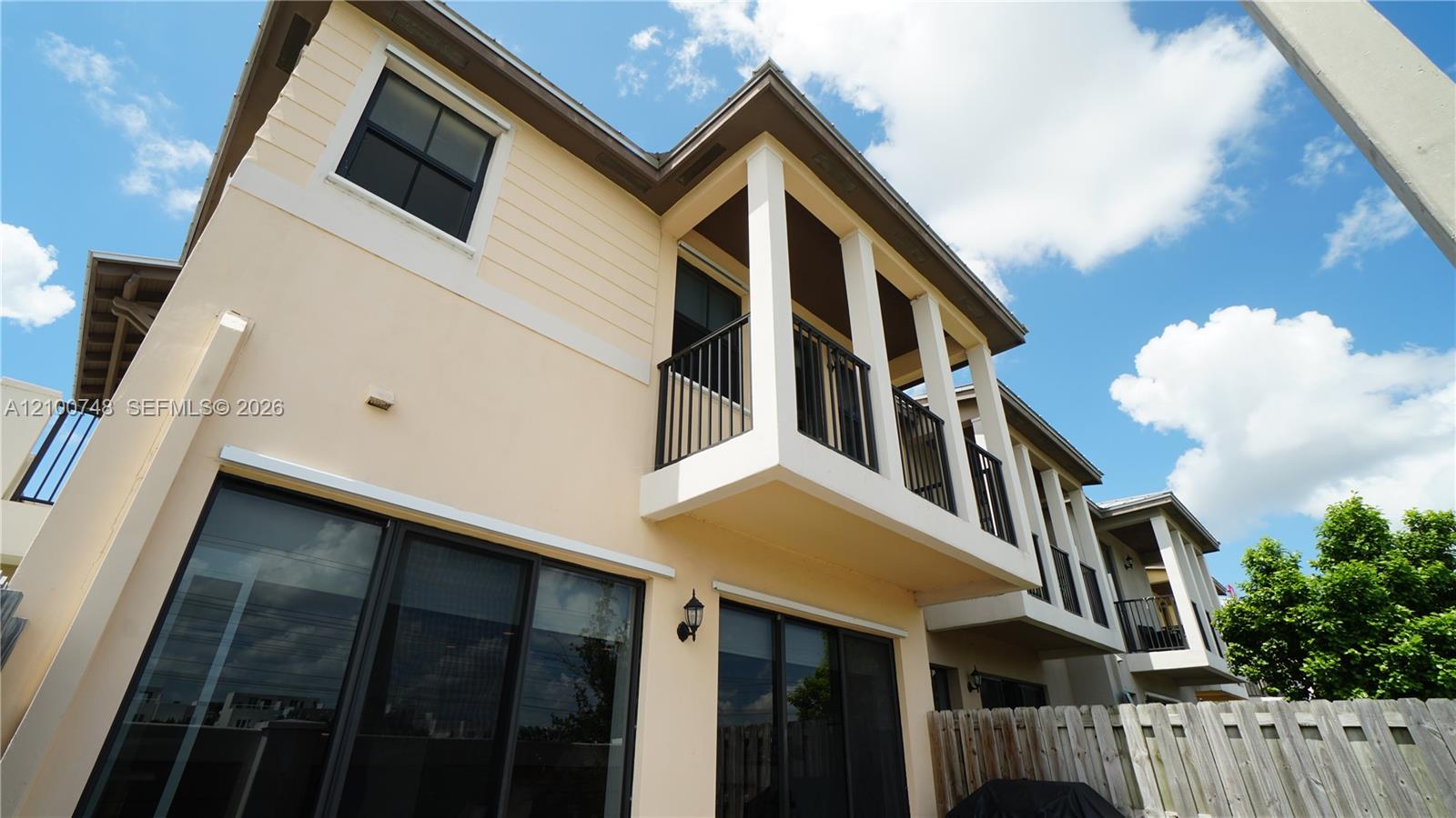 10401 NW 61st Lane gallery image #33