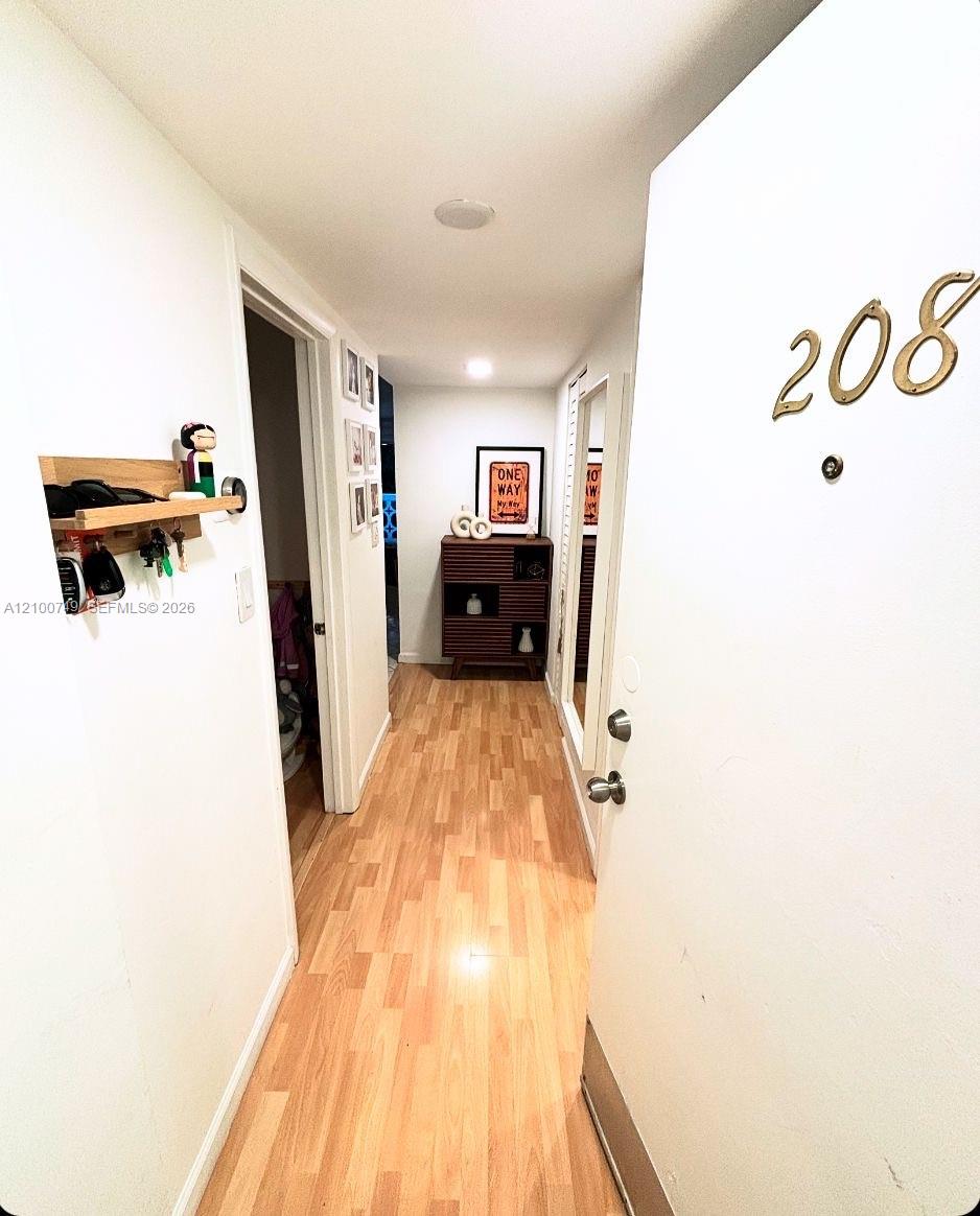 1020 Meridian Avenue gallery image #1