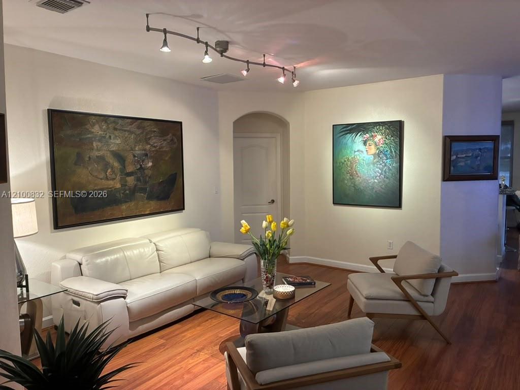 7901 NW 113th Place gallery image #5
