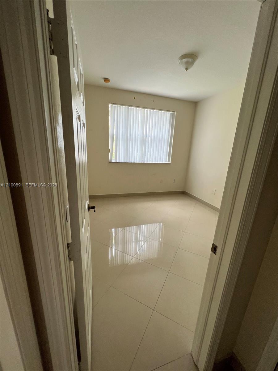 7731 NW 114th Place gallery image #10