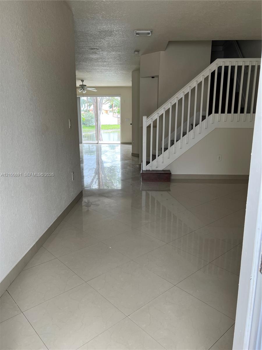 7731 NW 114th Place gallery image #2