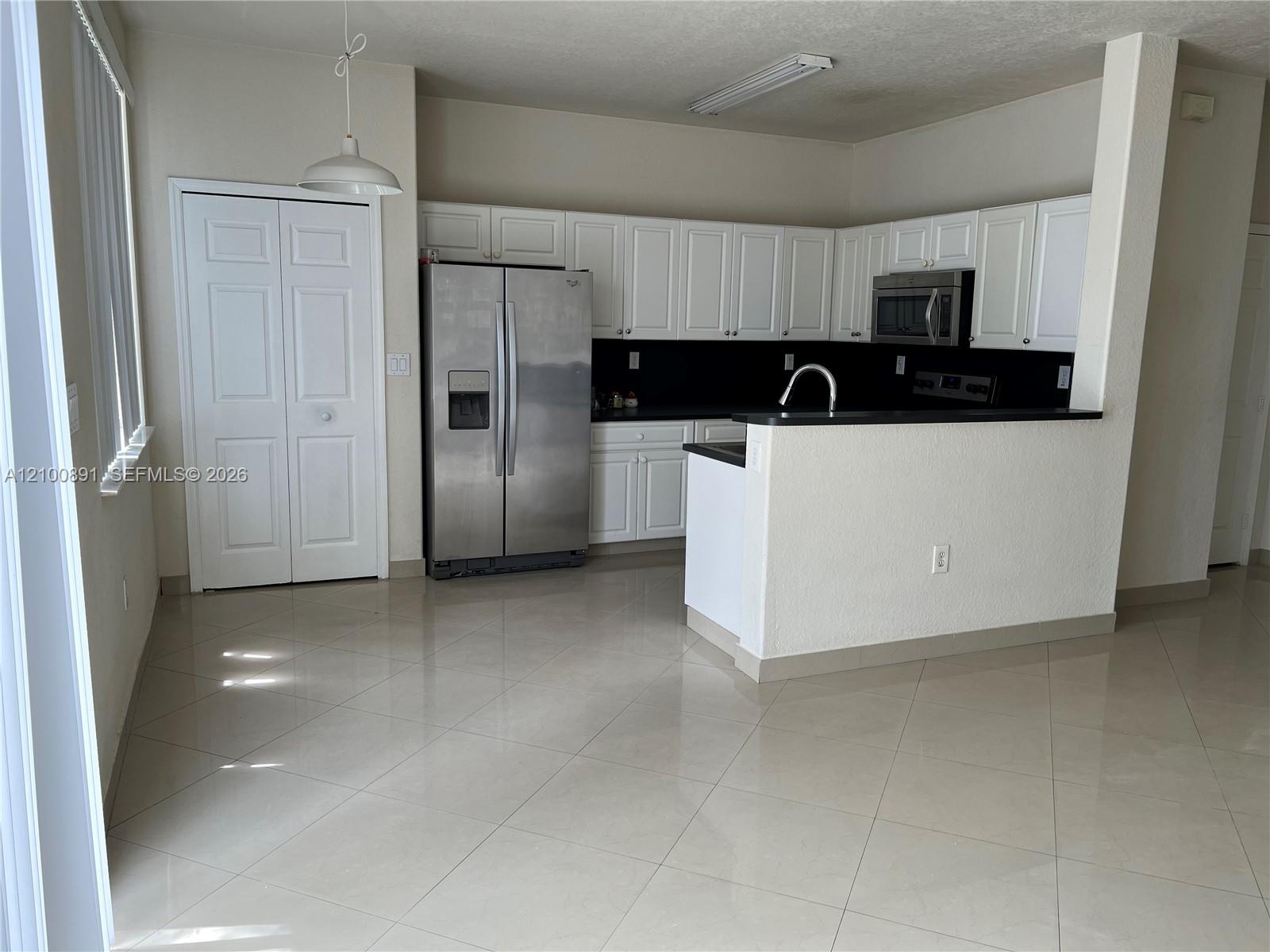 7731 NW 114th Place gallery image #6