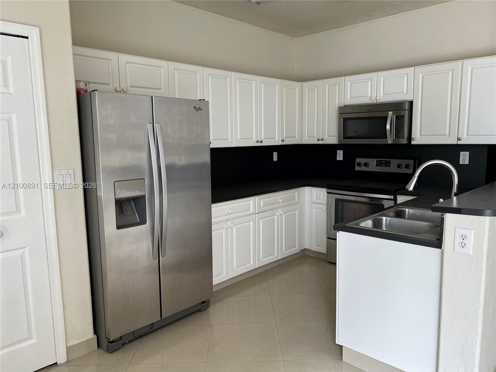 7731 NW 114th Place gallery image #7