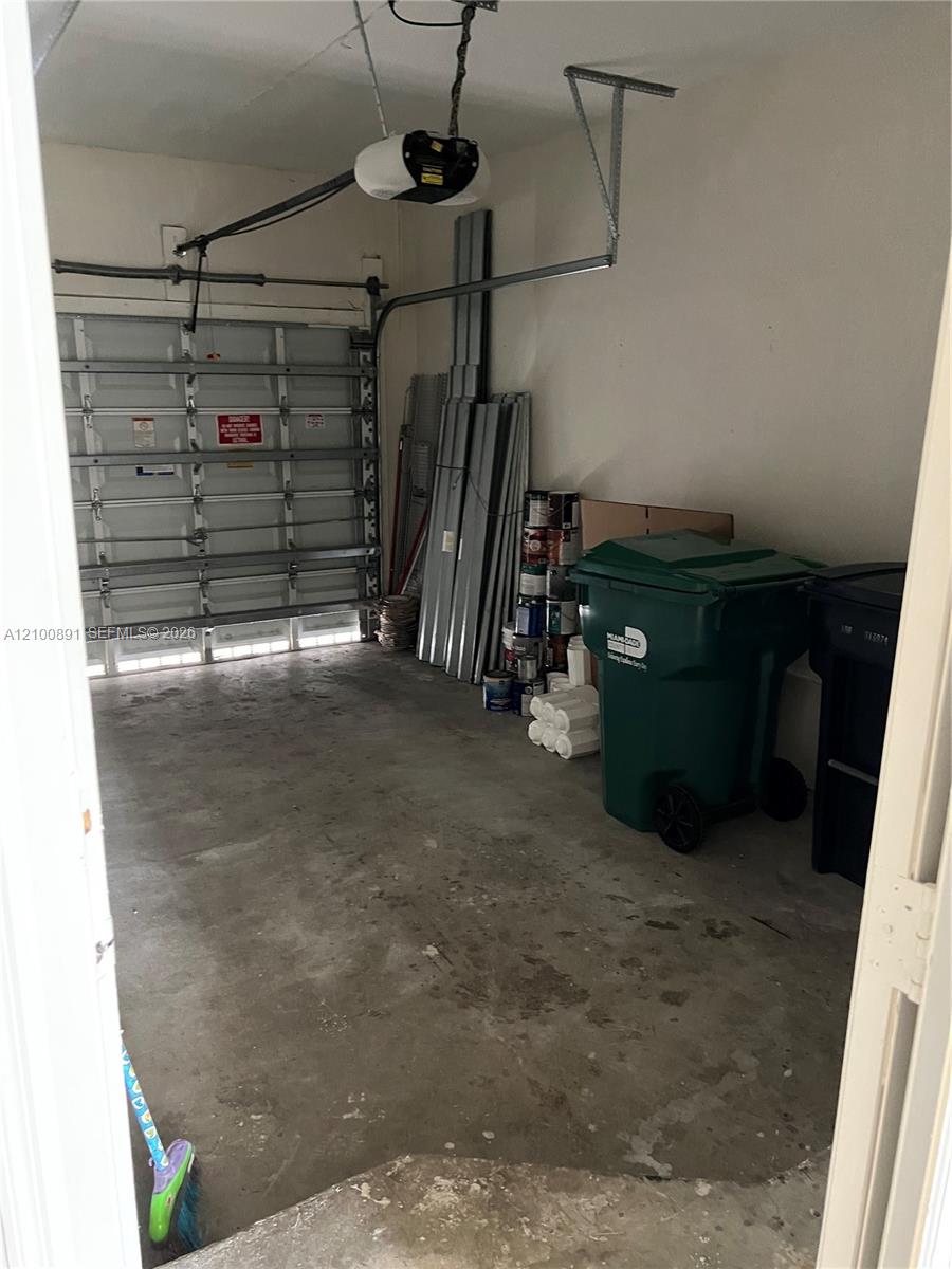 7731 NW 114th Place gallery image #8