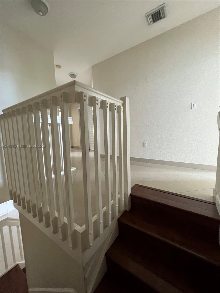 7731 NW 114th Place gallery image #9