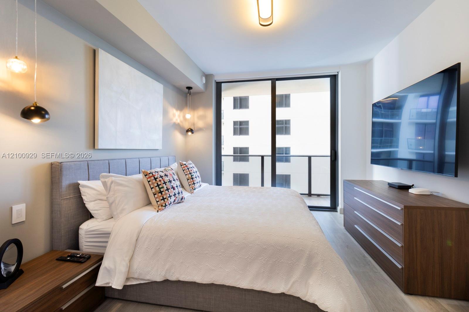55 SW 9th Street