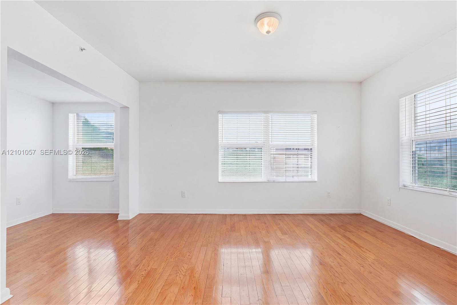 1542 Drexel Avenue