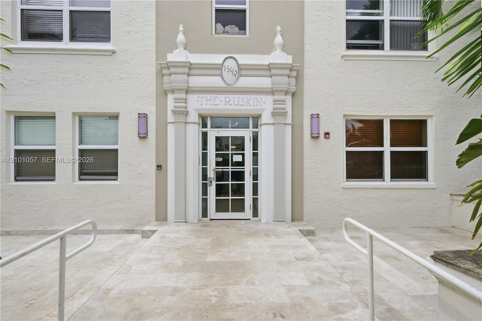 1542 Drexel Avenue