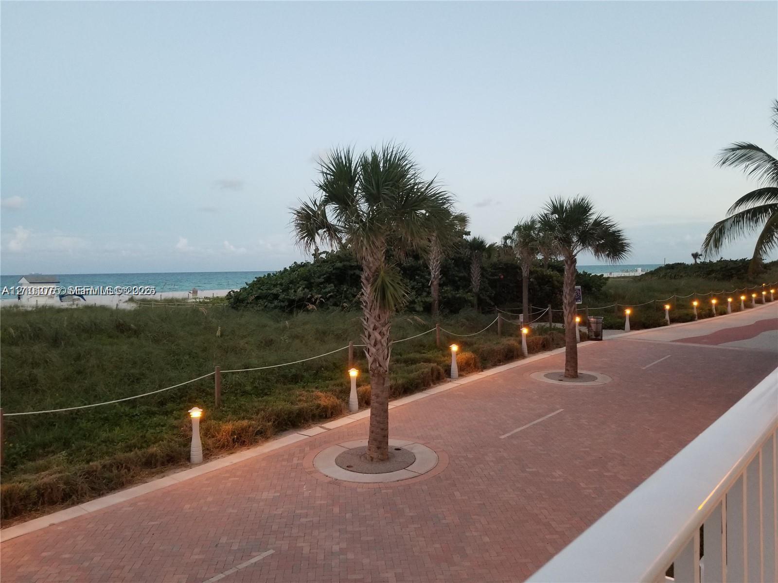 5825 Collins Avenue gallery image #51