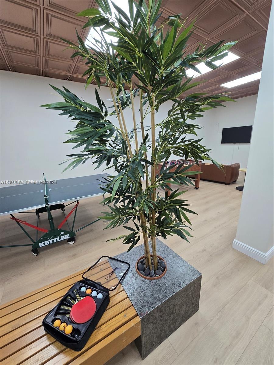 5825 Collins Avenue gallery image #67