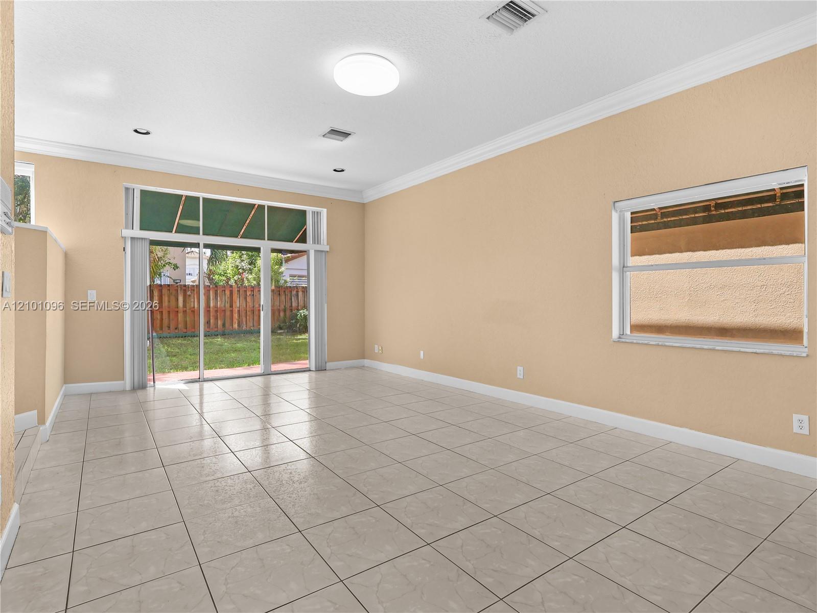 9776 NW 30th Street gallery image #19