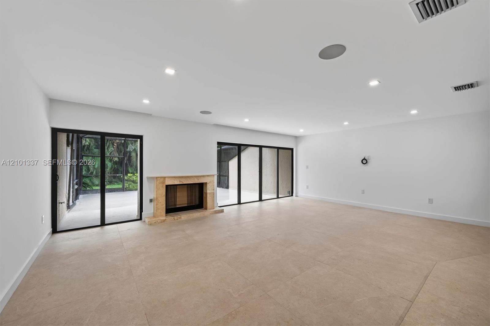 9340 NW 48th Doral Terrace gallery image #10