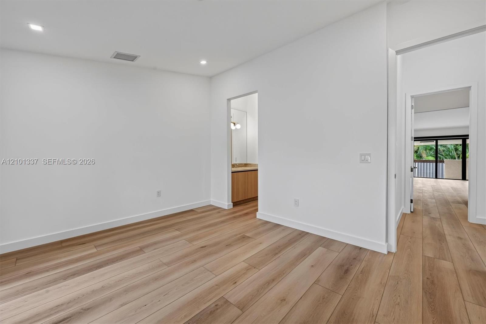 9340 NW 48th Doral Terrace gallery image #30