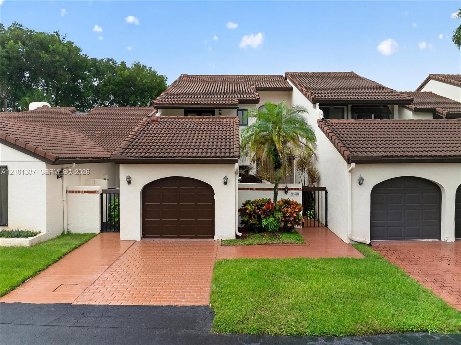 9340 NW 48th Doral Terrace gallery image #45
