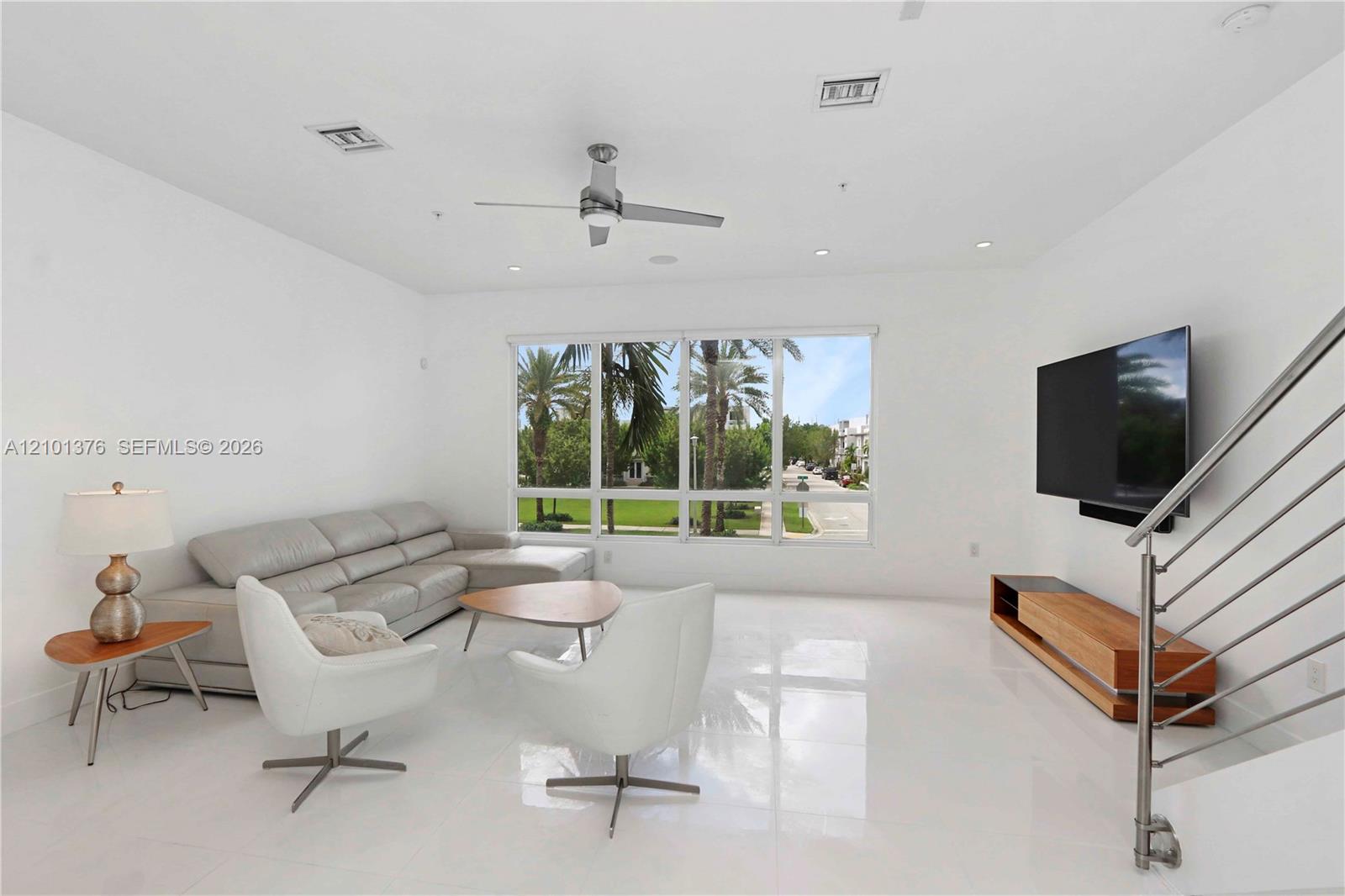 10541 NW 66th Street gallery image #10