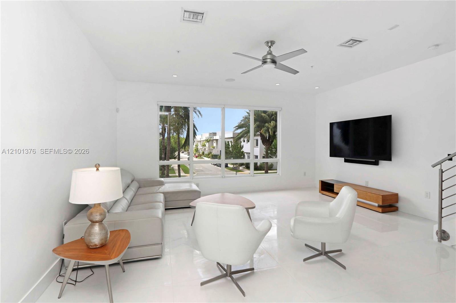10541 NW 66th Street gallery image #12