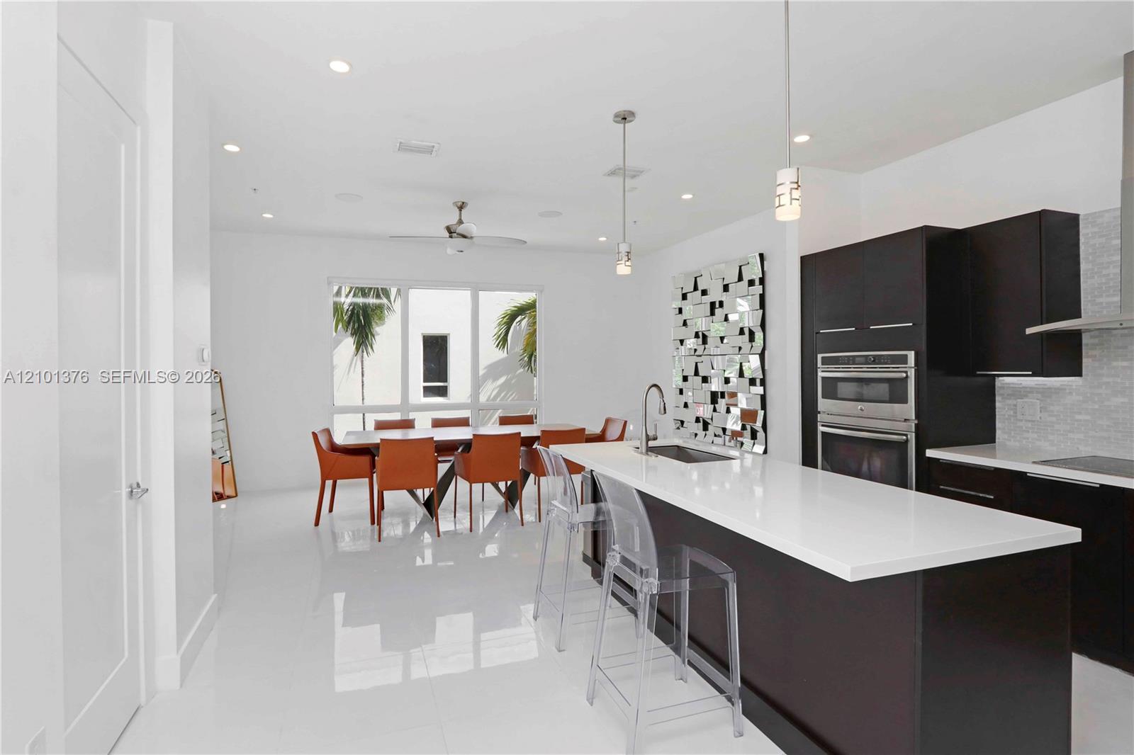 10541 NW 66th Street gallery image #14