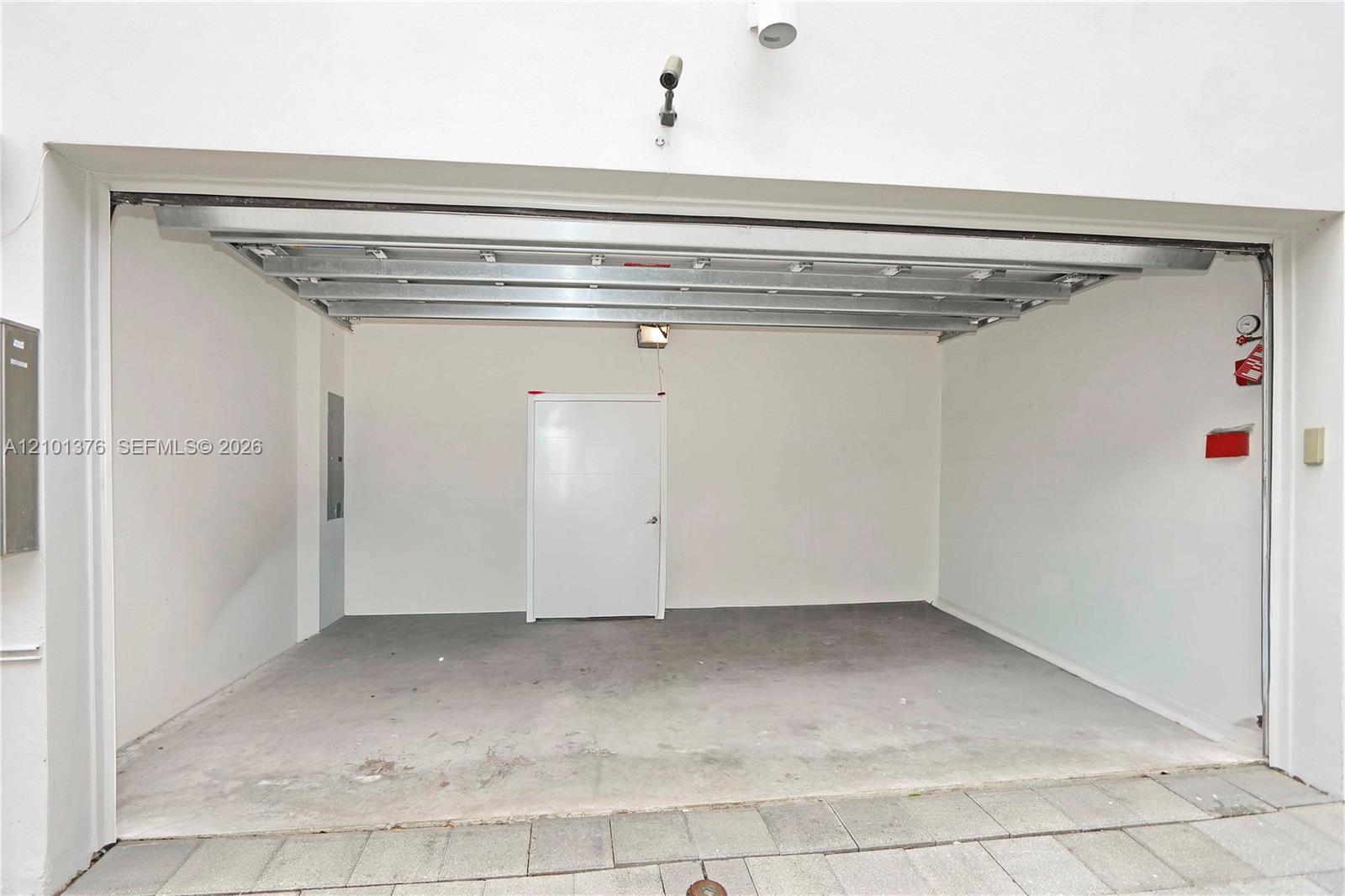 10541 NW 66th Street gallery image #31