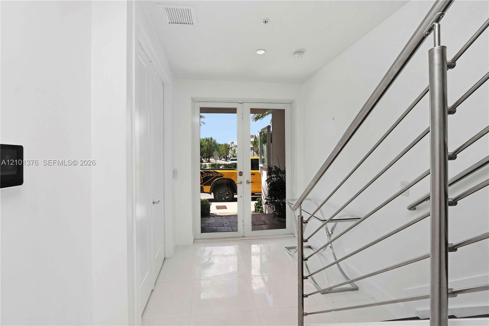 10541 NW 66th Street gallery image #5
