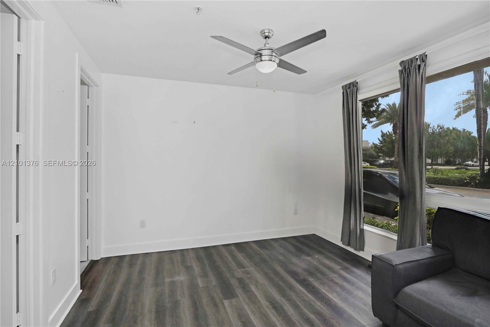 10541 NW 66th Street gallery image #6