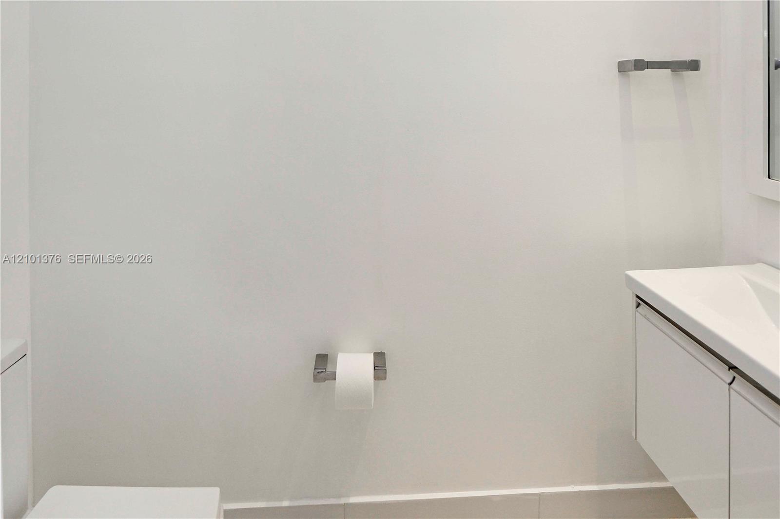 10541 NW 66th Street gallery image #8