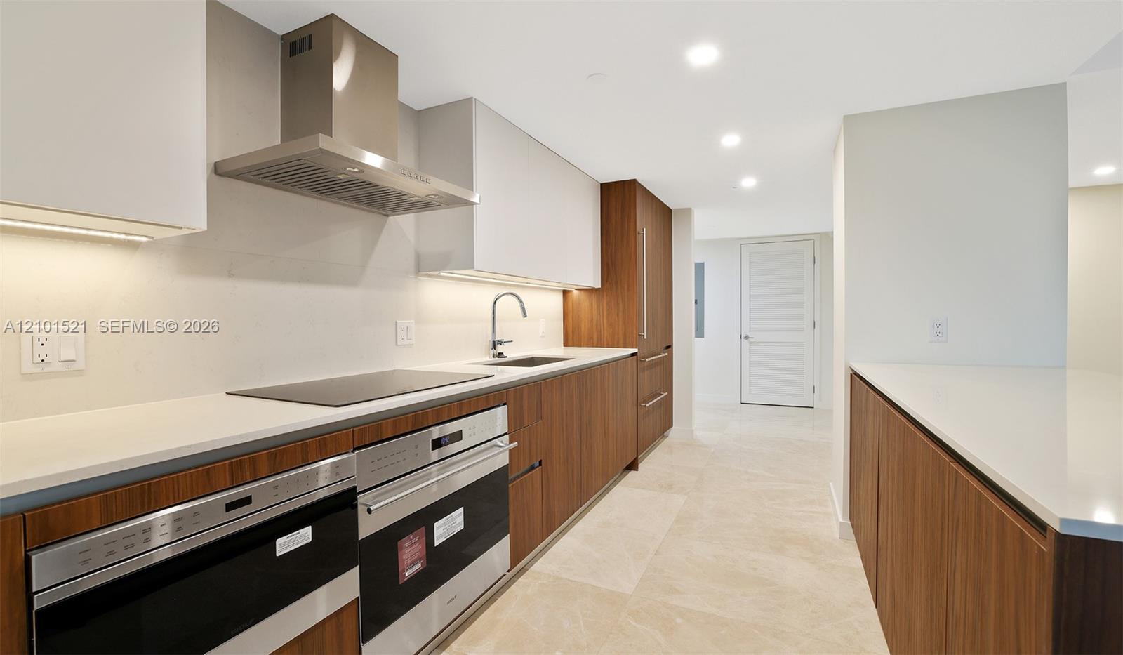 1508 Bay Road gallery image #5