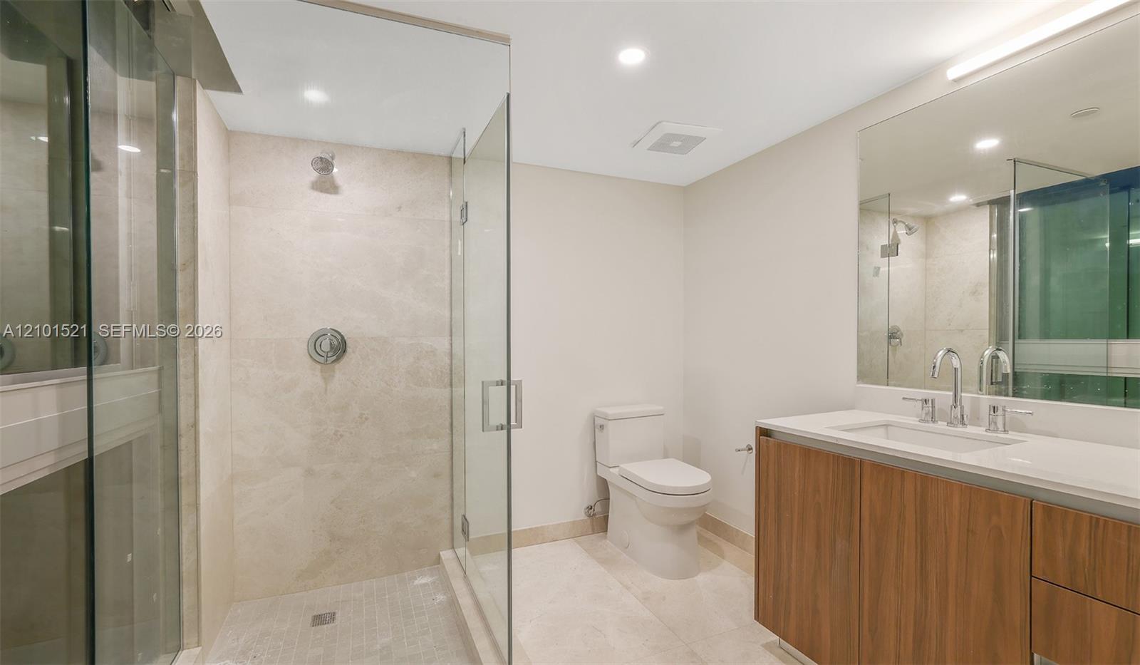 1508 Bay Road gallery image #8