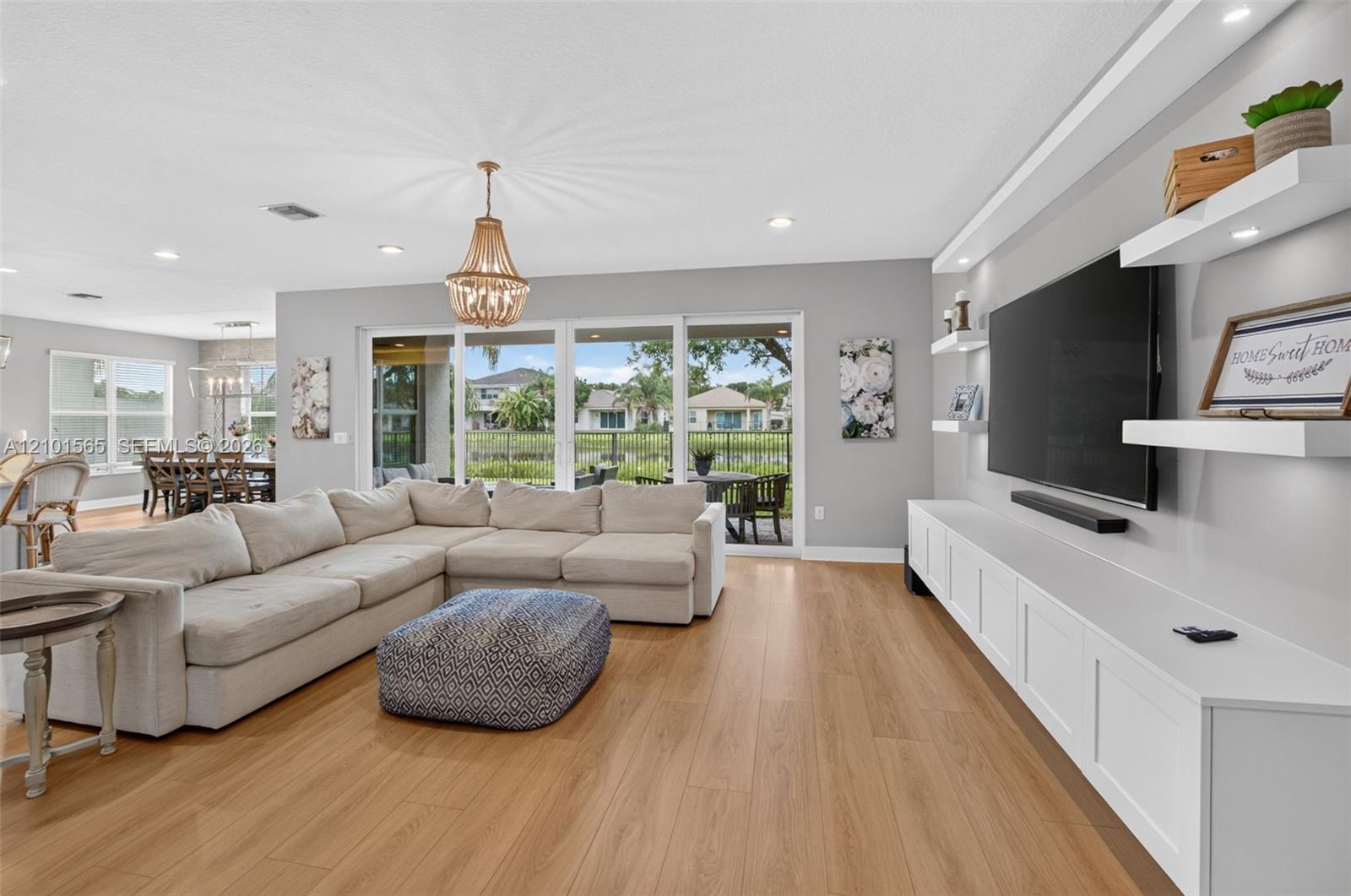 9644 Highland Pointe Pass