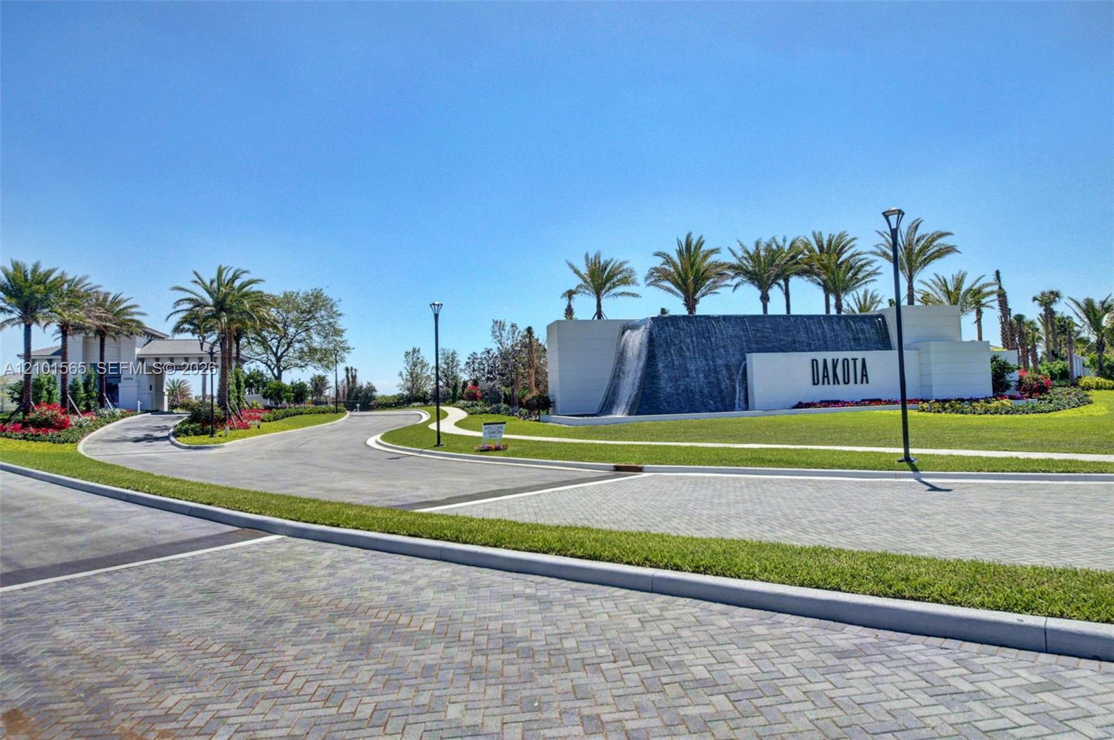 9644 Highland Pointe Pass
