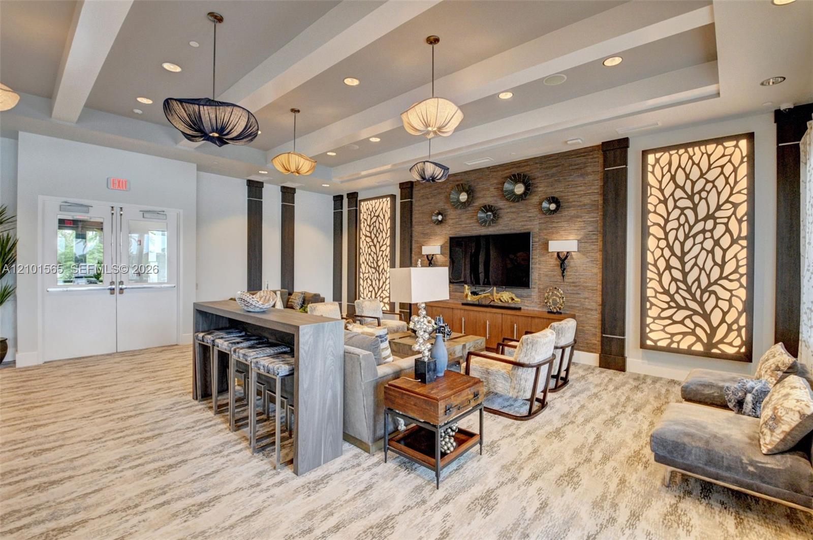 9644 Highland Pointe Pass