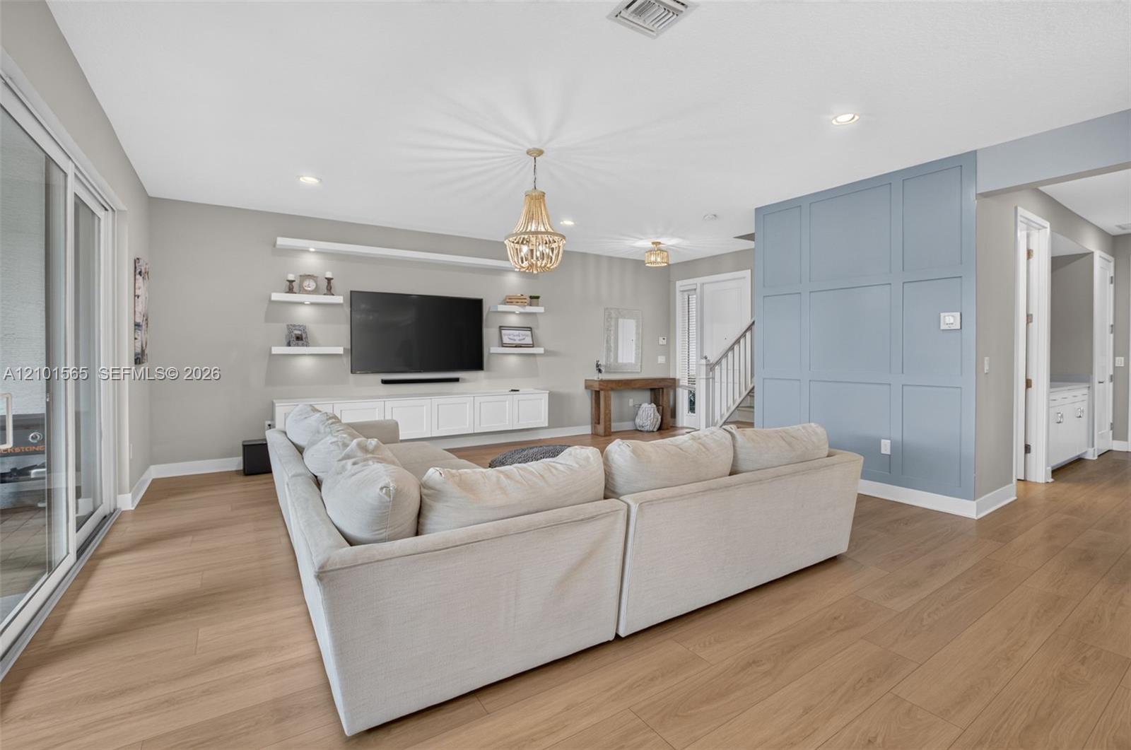 9644 Highland Pointe Pass