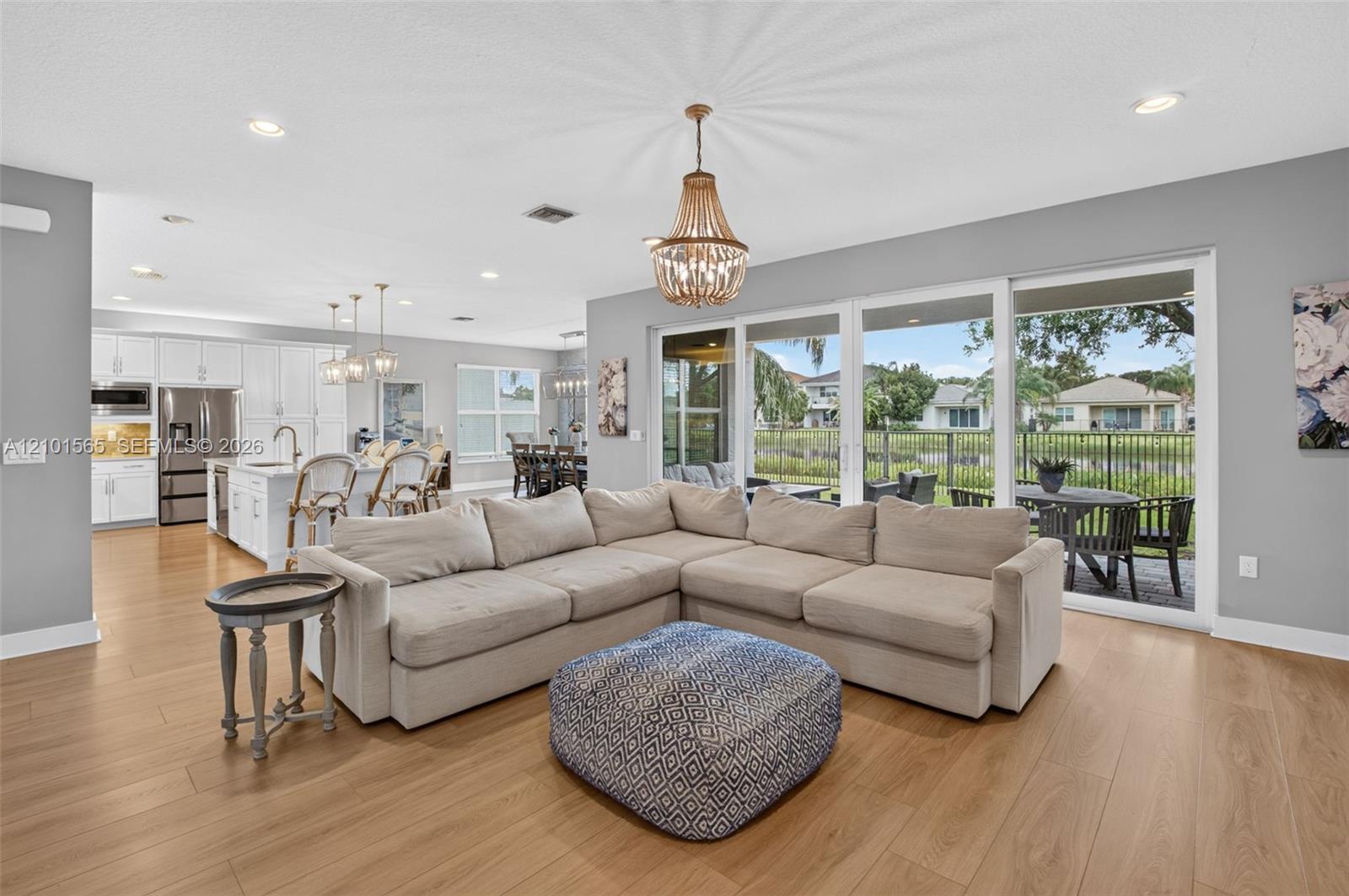 9644 Highland Pointe Pass