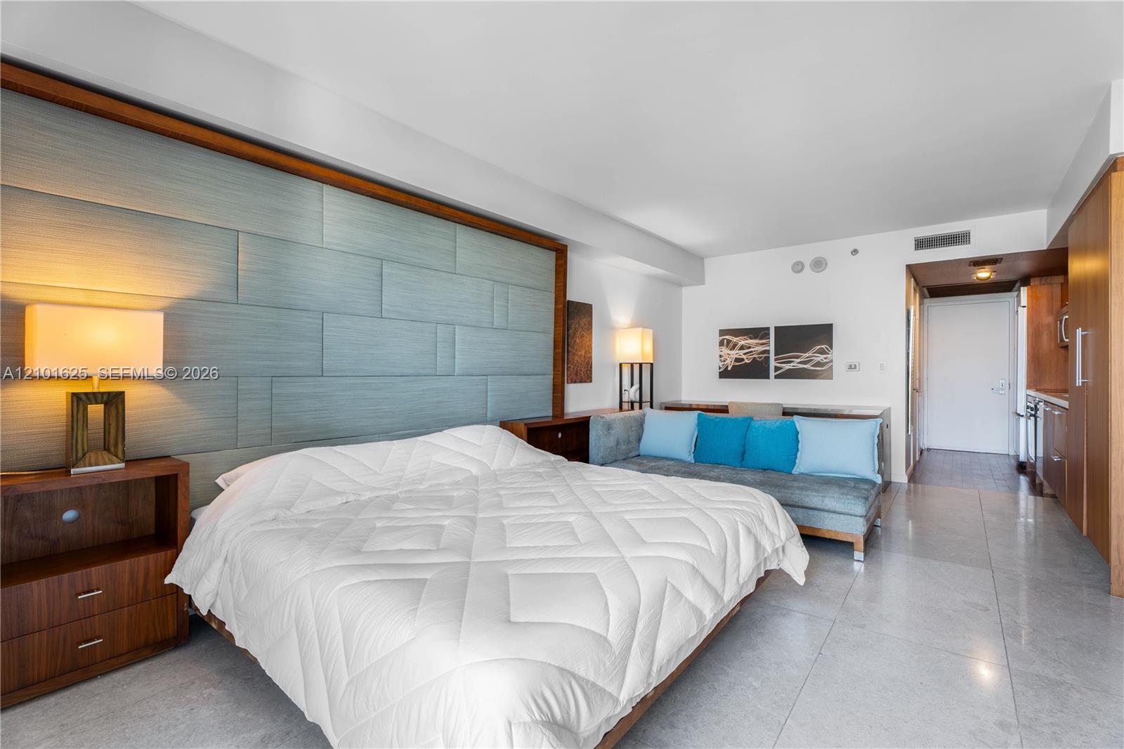 50 Biscayne Boulevard gallery image #7